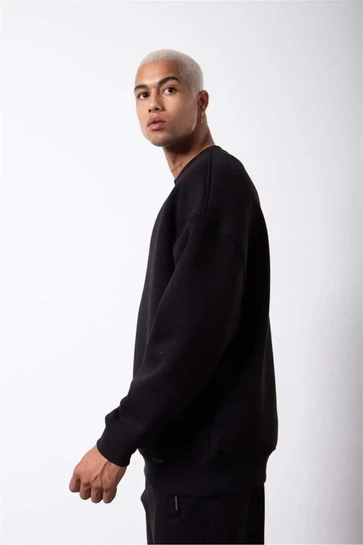 ERKEK Biskilet Yaka Üç İplik SweatShirt - Siyah