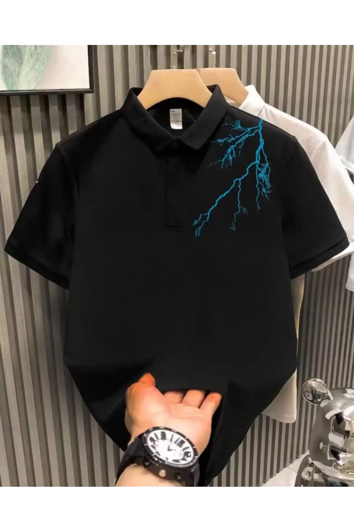 Unisex Yakası Düğmeli Oversize Baskılı T-Shirt - Siyah