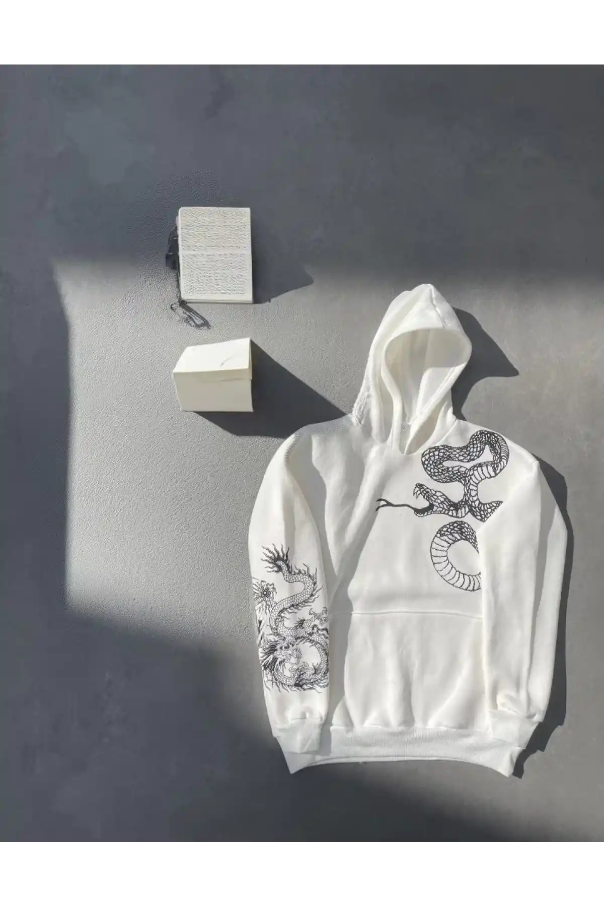 Uzun Kol Kapüşonlu Baskılı SweatShirt - Beyaz