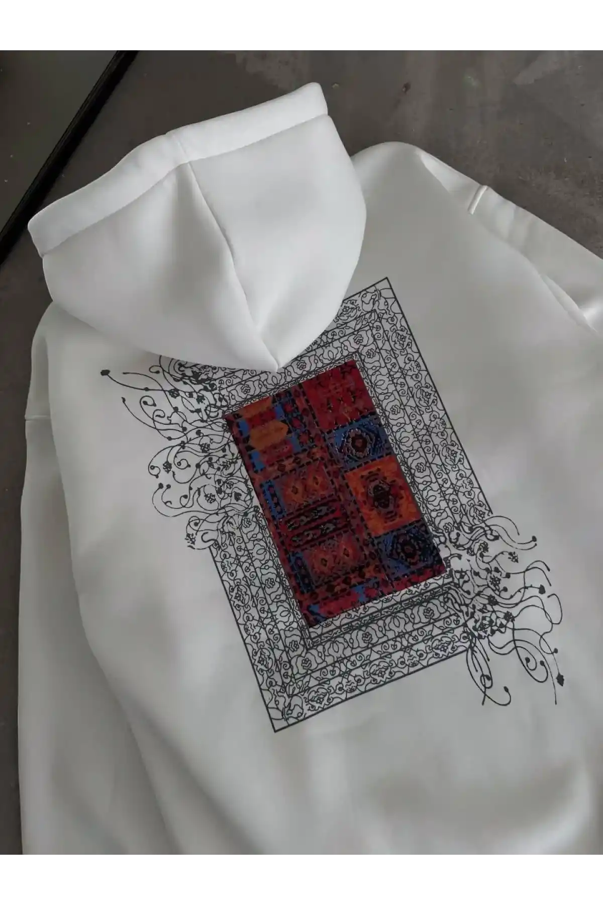 Uzun Kol Kapüşonlu Ön Ve Arka Baskılı SweatShirt - Beyaz