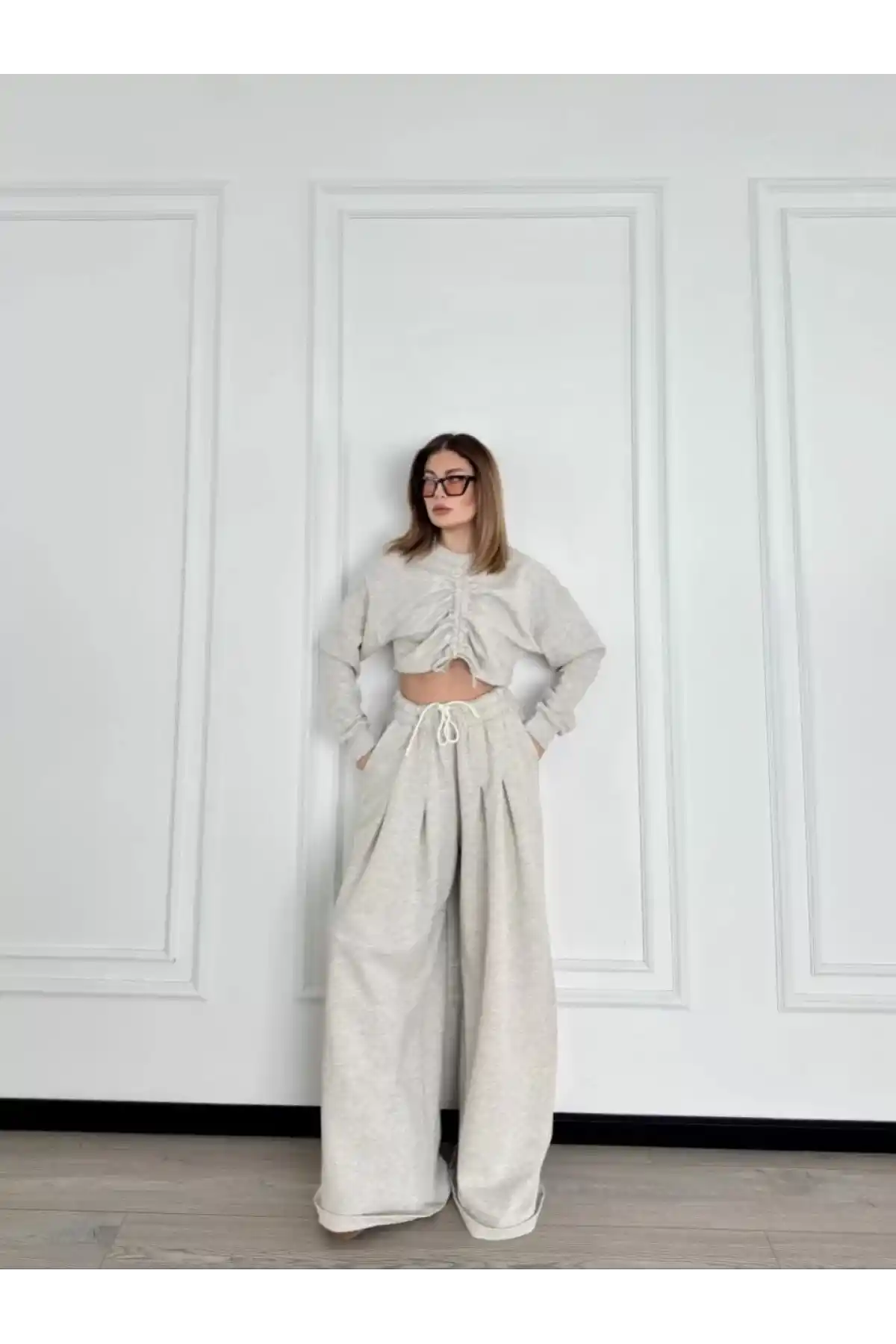 Uzun Kollu Önü İp Büzgülü Crop ve Pantolon İkili Takım - Gri