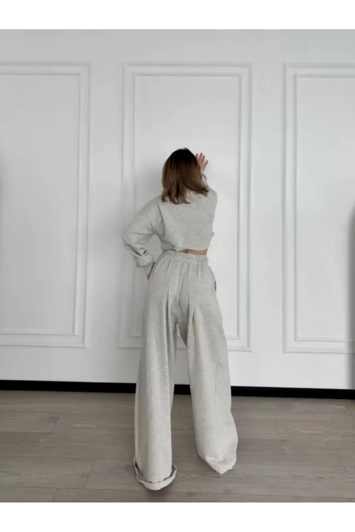 Uzun Kollu Önü İp Büzgülü Crop ve Pantolon İkili Takım - Gri