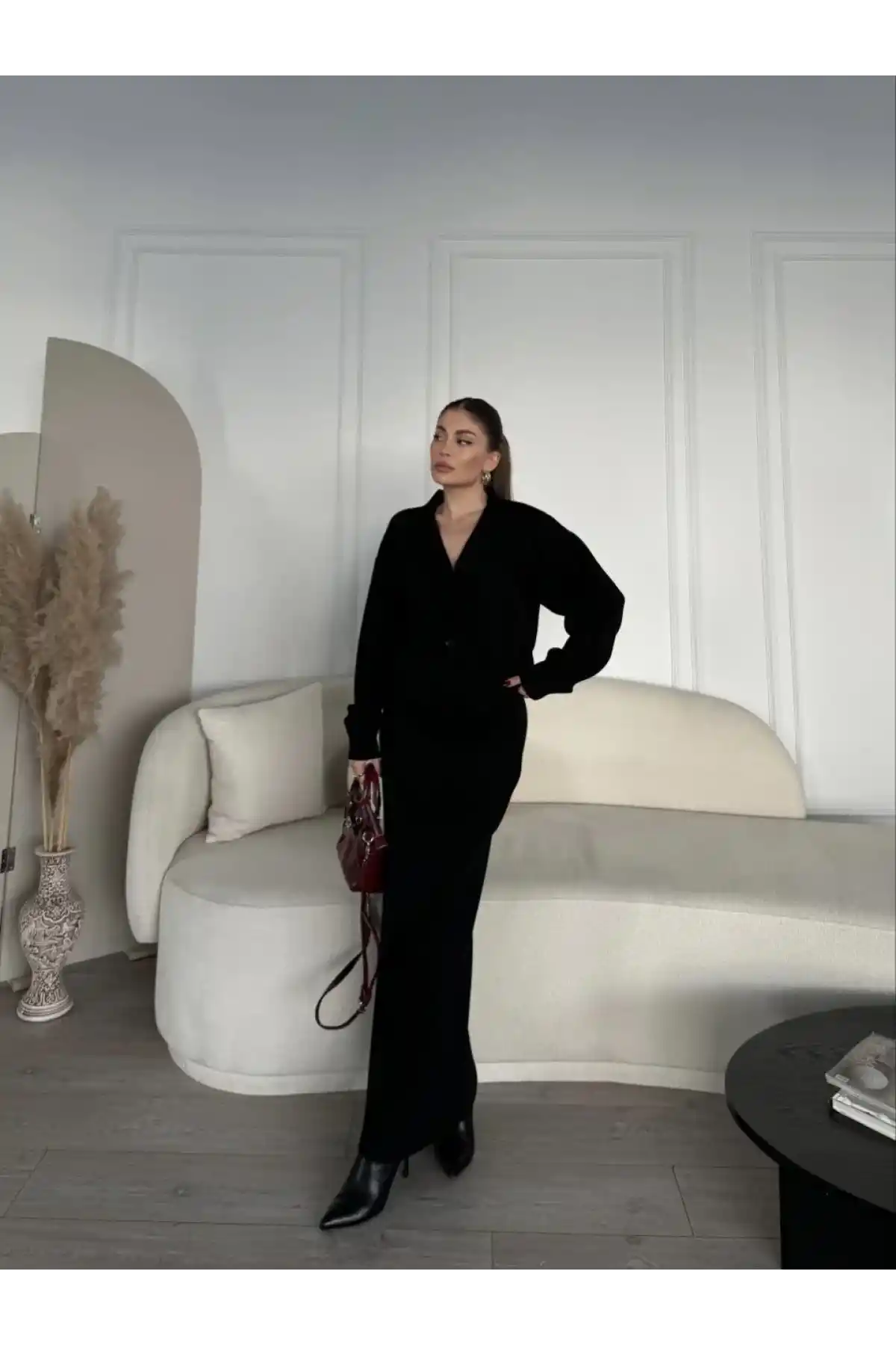 V Yaka 3 Düğmeli Hırka Takım Triko İkili Etekli - Siyah