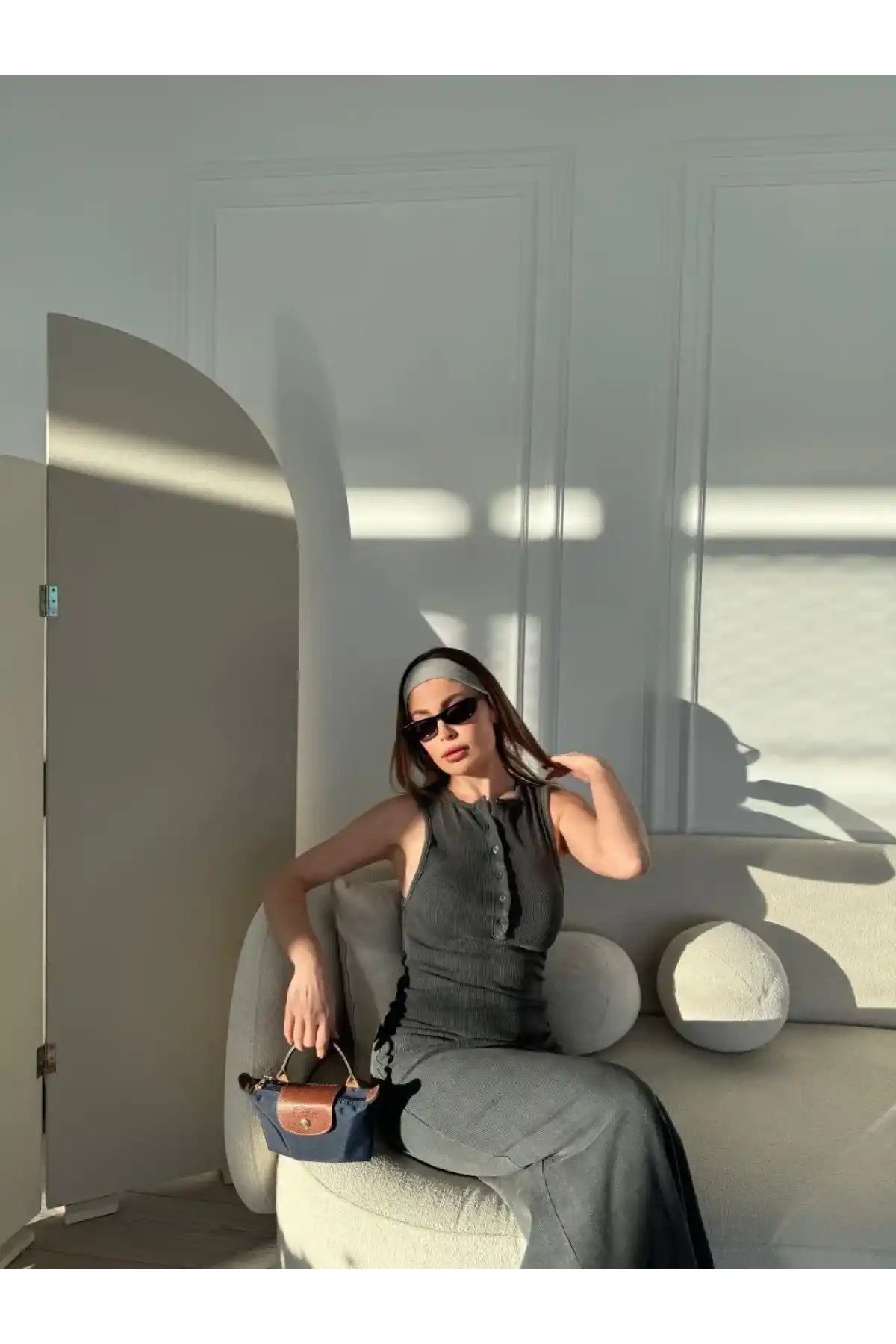 Yırtmaç Detaylı Kolsuz Düğmeli Yıkamalı Uzun Elbise - Antrasit