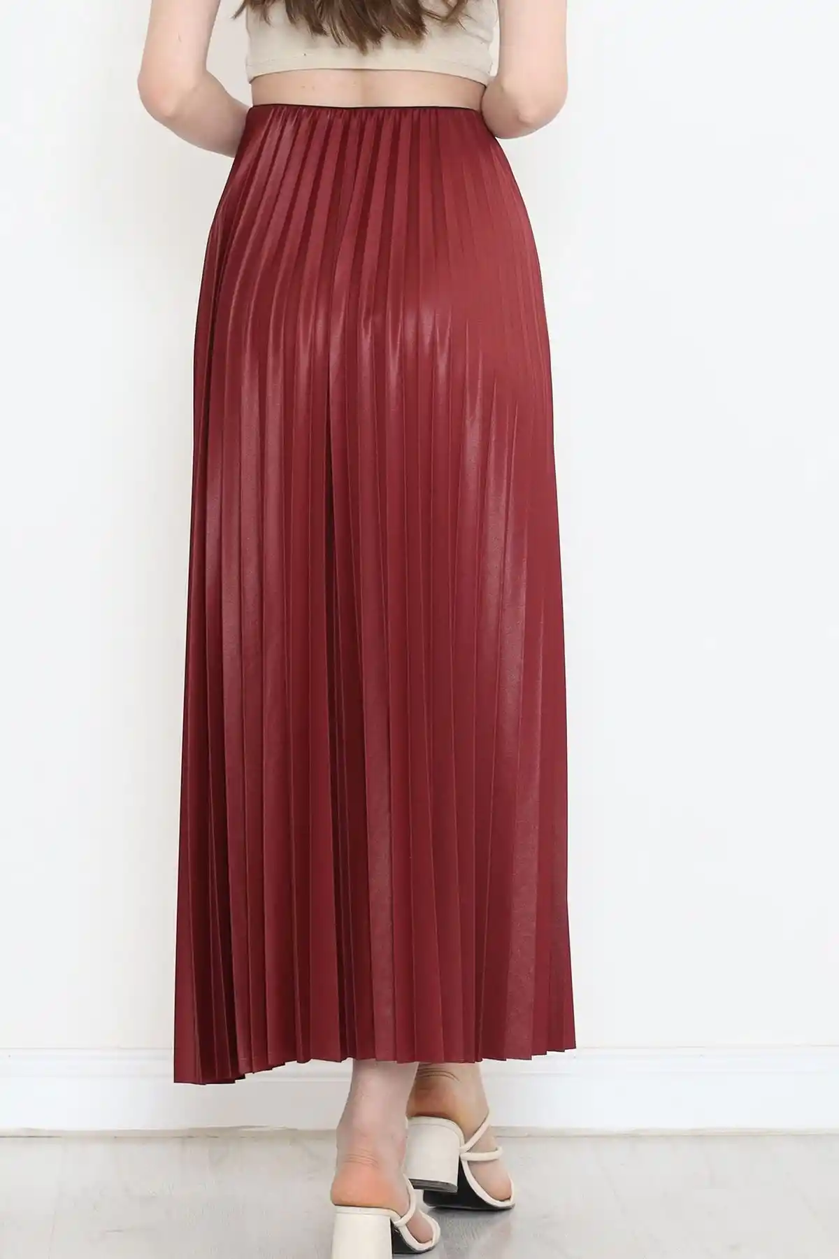 Zarif Ve Modern Pileli Parlak Krep Gizli Lastikli Bordo Etek ( GC )