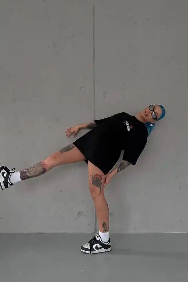 Kadın Bisiklet Yaka Baskılı kısa kol Oversize T-Shirt - Siyah