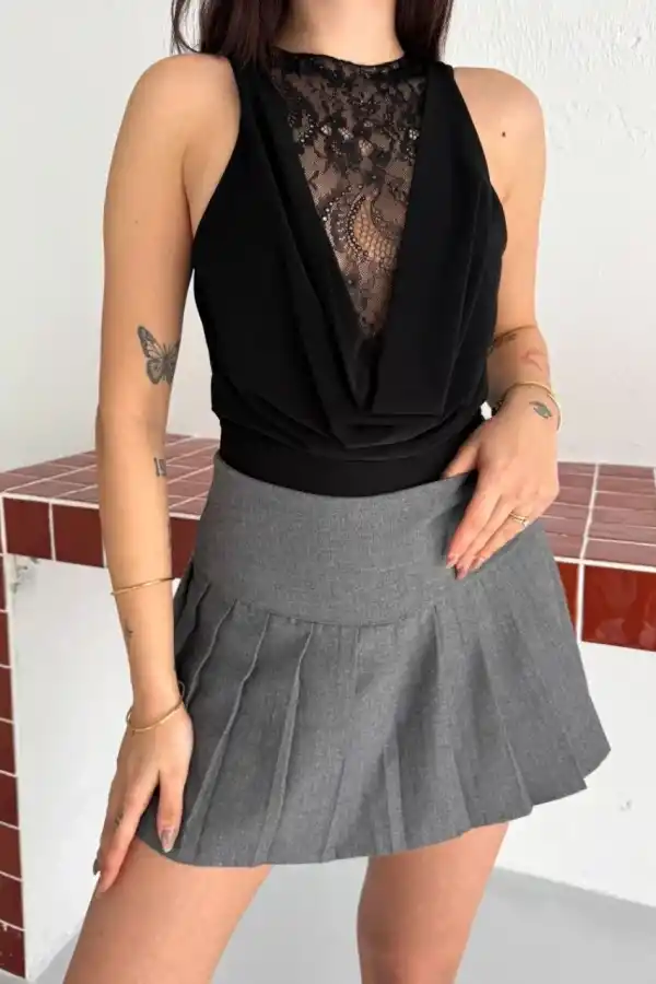 Kadın Dantel Detaylı Derin Dekolte Body Şık Kolsuz Yazlık Bodysuit - Siyah