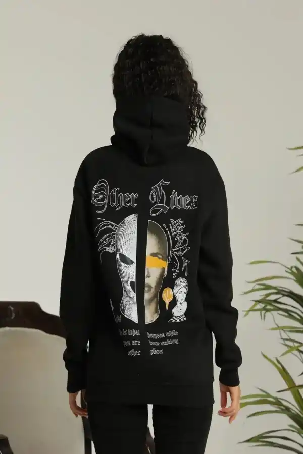 Kadın Oversize Kapüşonlu Cepli Baskılı 3 İplik Pamuklu Hoodie Sweatshirt - Siyah