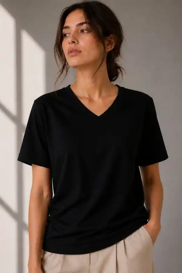 Kadın V Yaka Basic Tişört Kısa Kol Yazlık Regular Fit T-Shirt - Siyah
