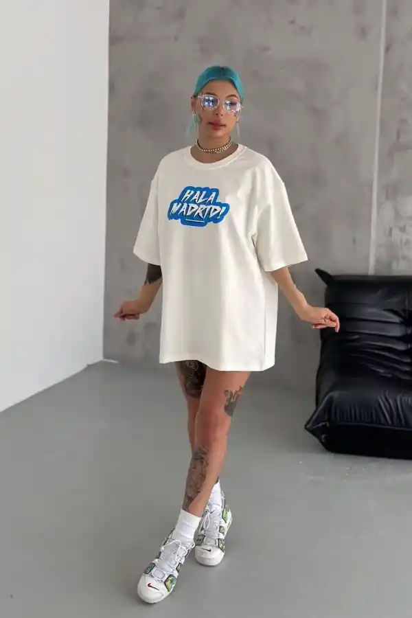 Kadın Kısa Kol Yazlık Tişört Bisiklet Yaka Baskılı Oversize T-Shirt - Beyaz