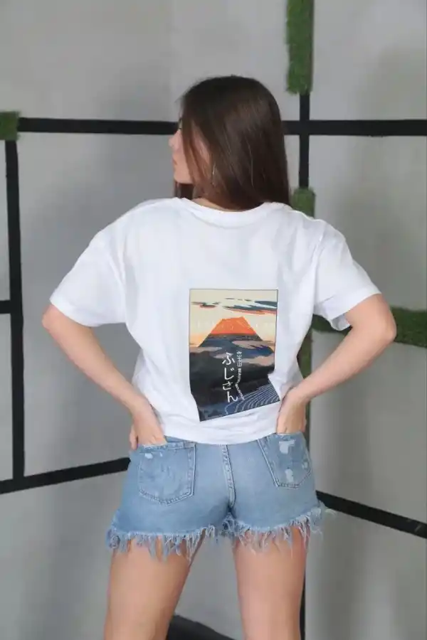 Kadın Bisiklet Yaka Baskılı Kısa kol Oversize T-Shirt- Beyaz