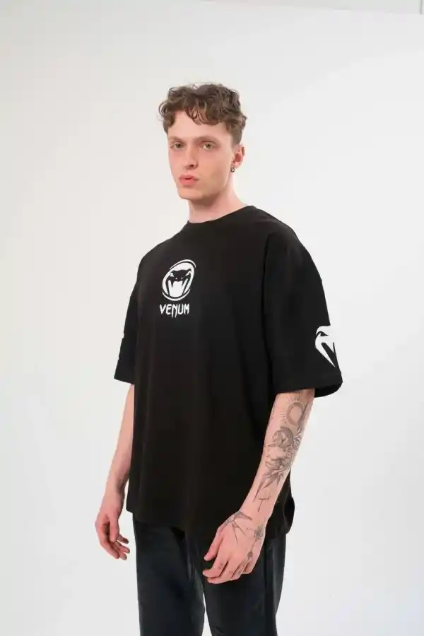 Erkek Kısa Kol Tişört Göğüs ve Kol Bisiklet Yaka Baskılı T-Shirt - Siyah