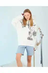 Kadın Oversize Kapüşonlu Baskılı 3 İplik Pamuklu Hoodie Sweatshirt - Beyaz