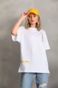Kadın Kısa Kol Yazlık Tişört Bisiklet Yaka Baskılı Oversize T-Shirt - Beyaz
