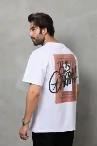 Erkek Baskılı T-Shirt Kısa Kol Bisiklet Yaka Regular Fit Rahat Kalıp Tişört -  Beyaz