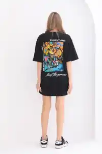 kadın  Bisiklet Yaka Baskılı Oversize T-Shirt - Siyah