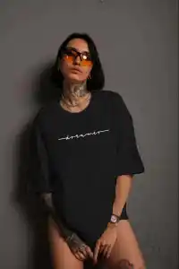 Kadın Bisiklet Yaka Baskılı kısa kol T-Shirt - Siyah
