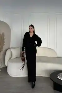 Kadın V Yaka 3 Düğmeli Hırka Triko İkili Alt-Üst Etekli Takım - Siyah