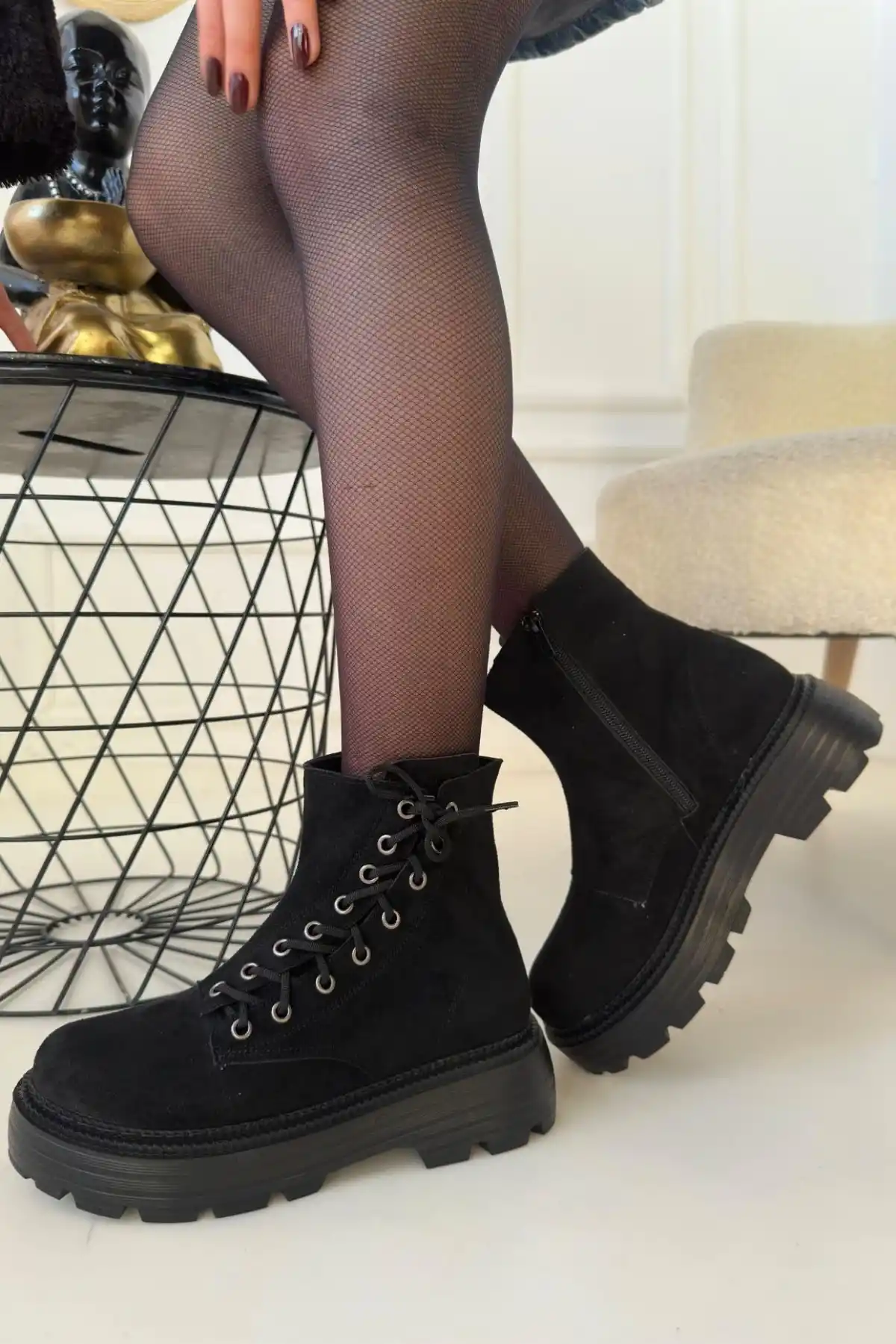 Agnej Siyah Süet Bağcıklı Bot - GC