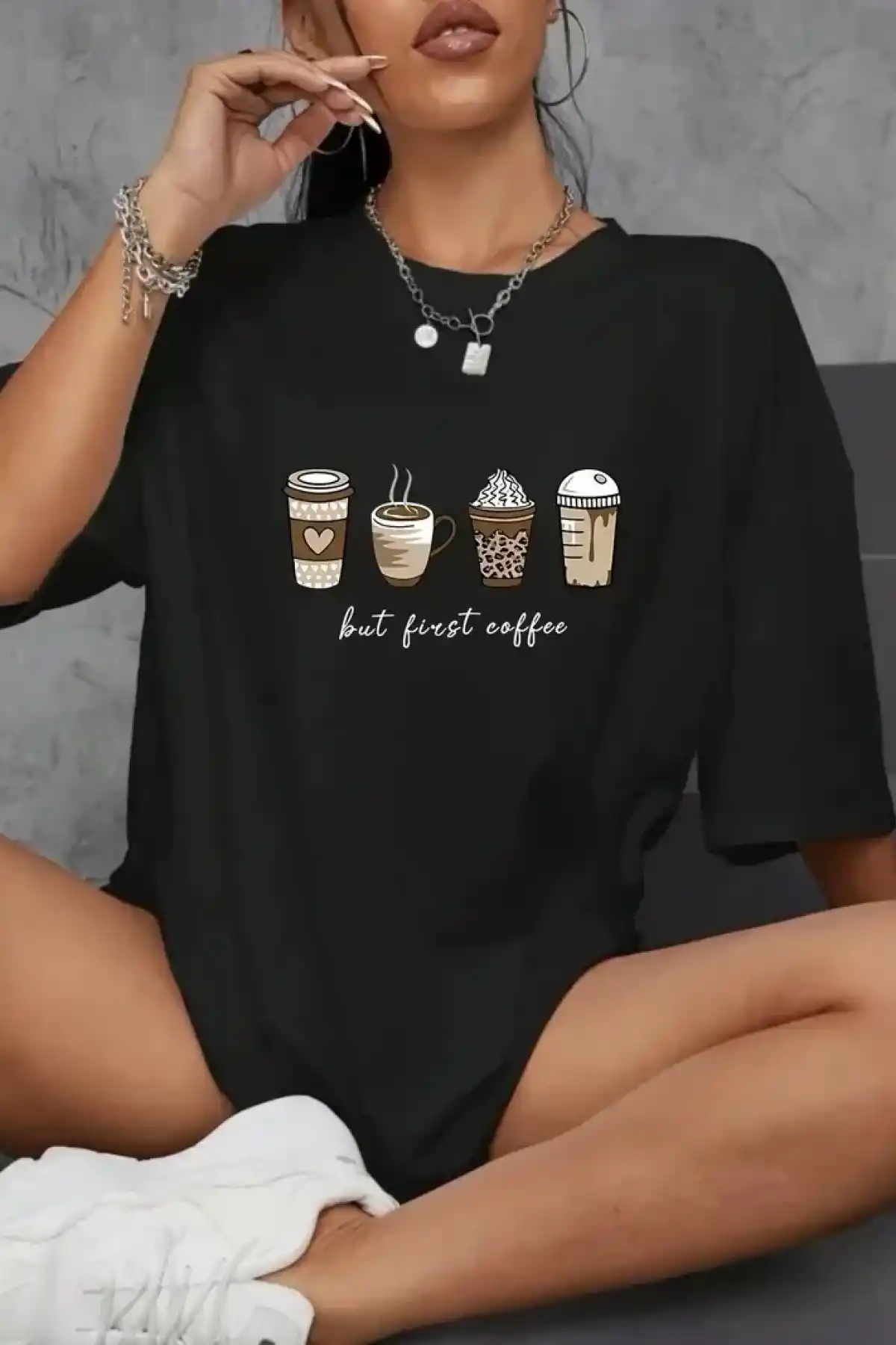 20/1 Penye Compack Baskılı Oversize Kahve Desenli Kadın Kısa Kol Yazlık T-shirt - Siyah