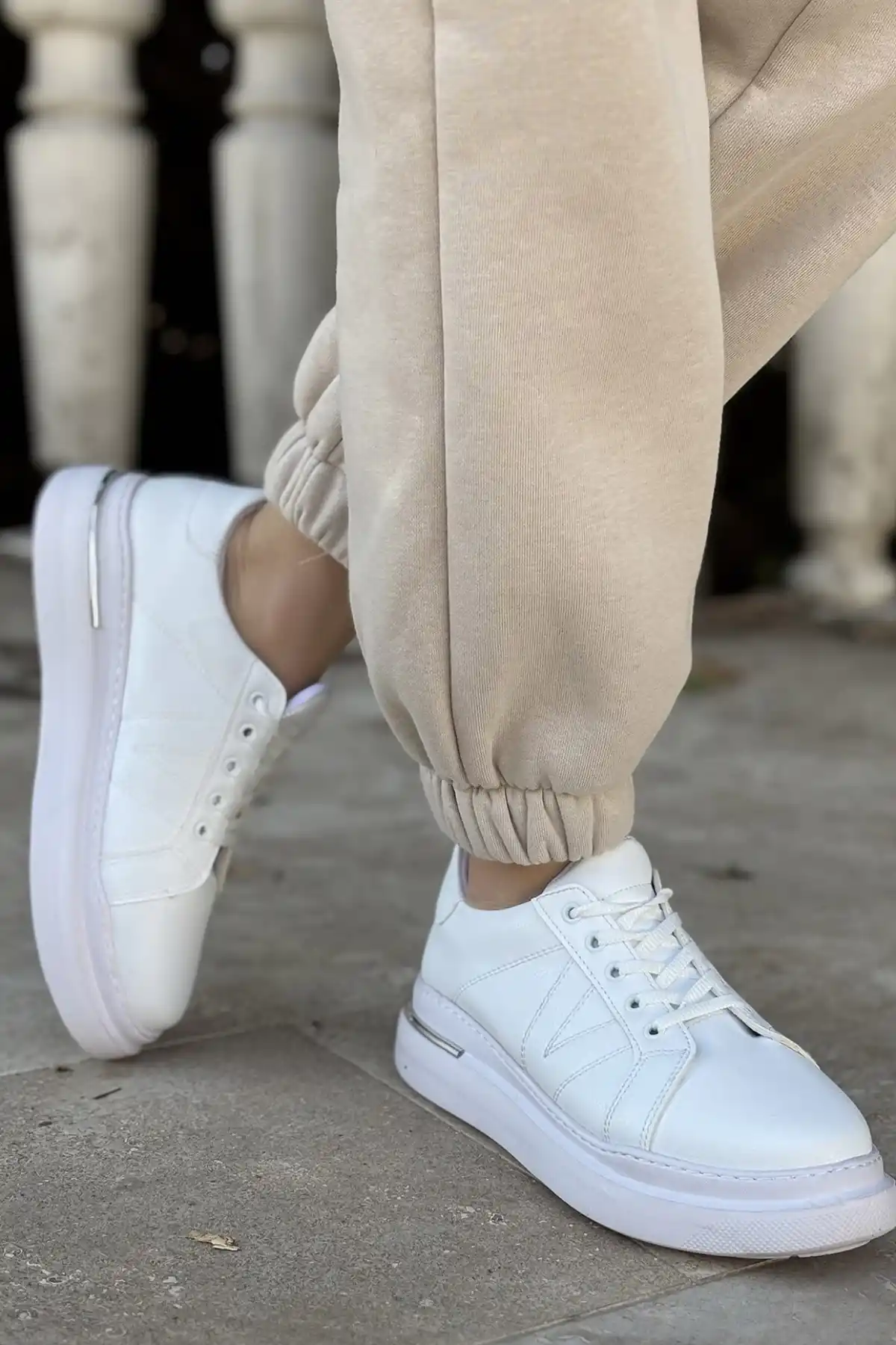 Cisay Beyaz Cilt Bağcıklı Spor Ayakkabı - GC