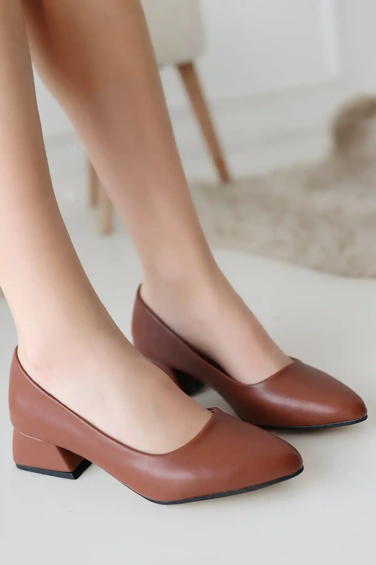 Desniy Taba Cilt Topuklu Ayakkabı - GC