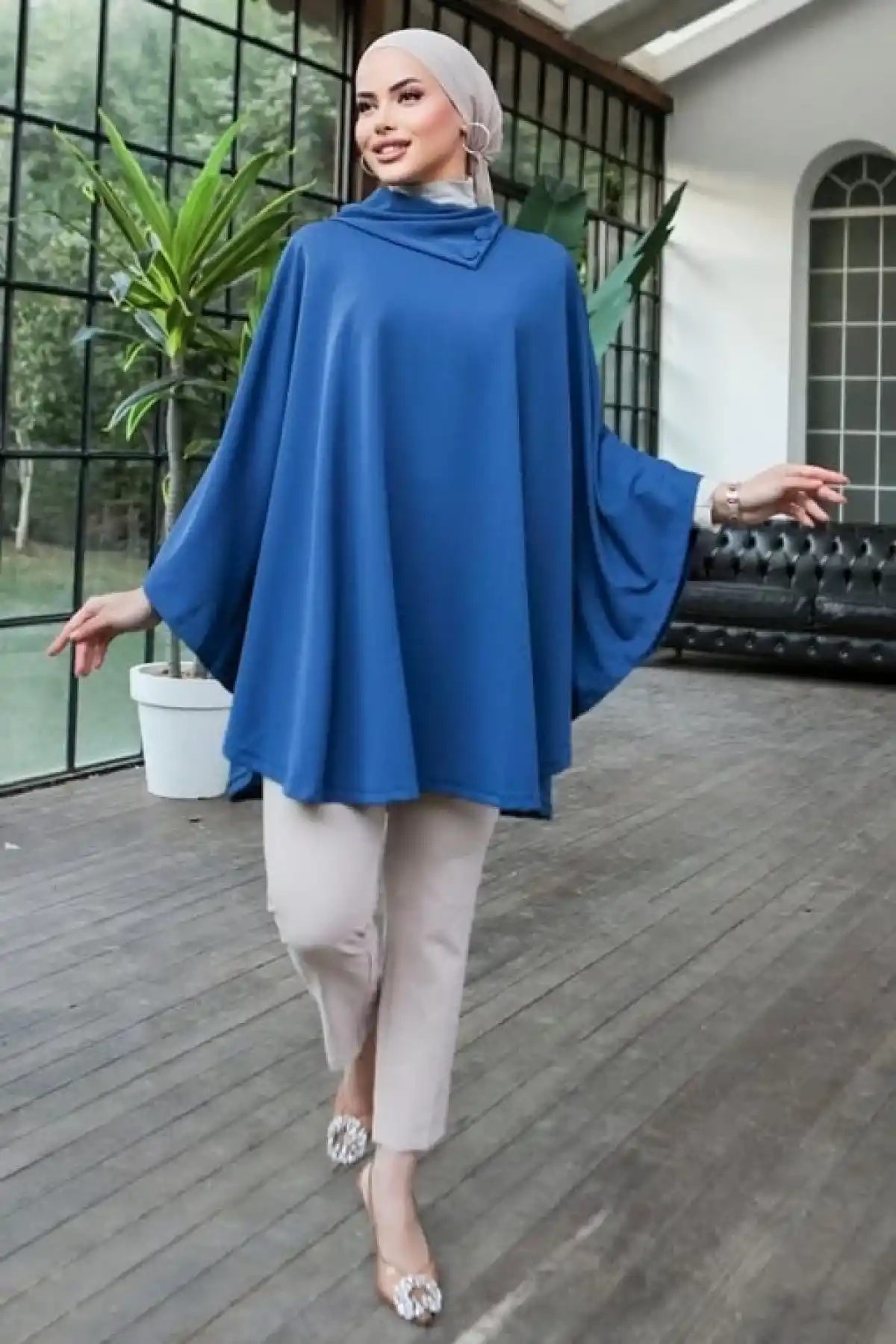 Düğme Detaylı Şık Tasarımlı Mavi Şal Yaka Panço ( GC )