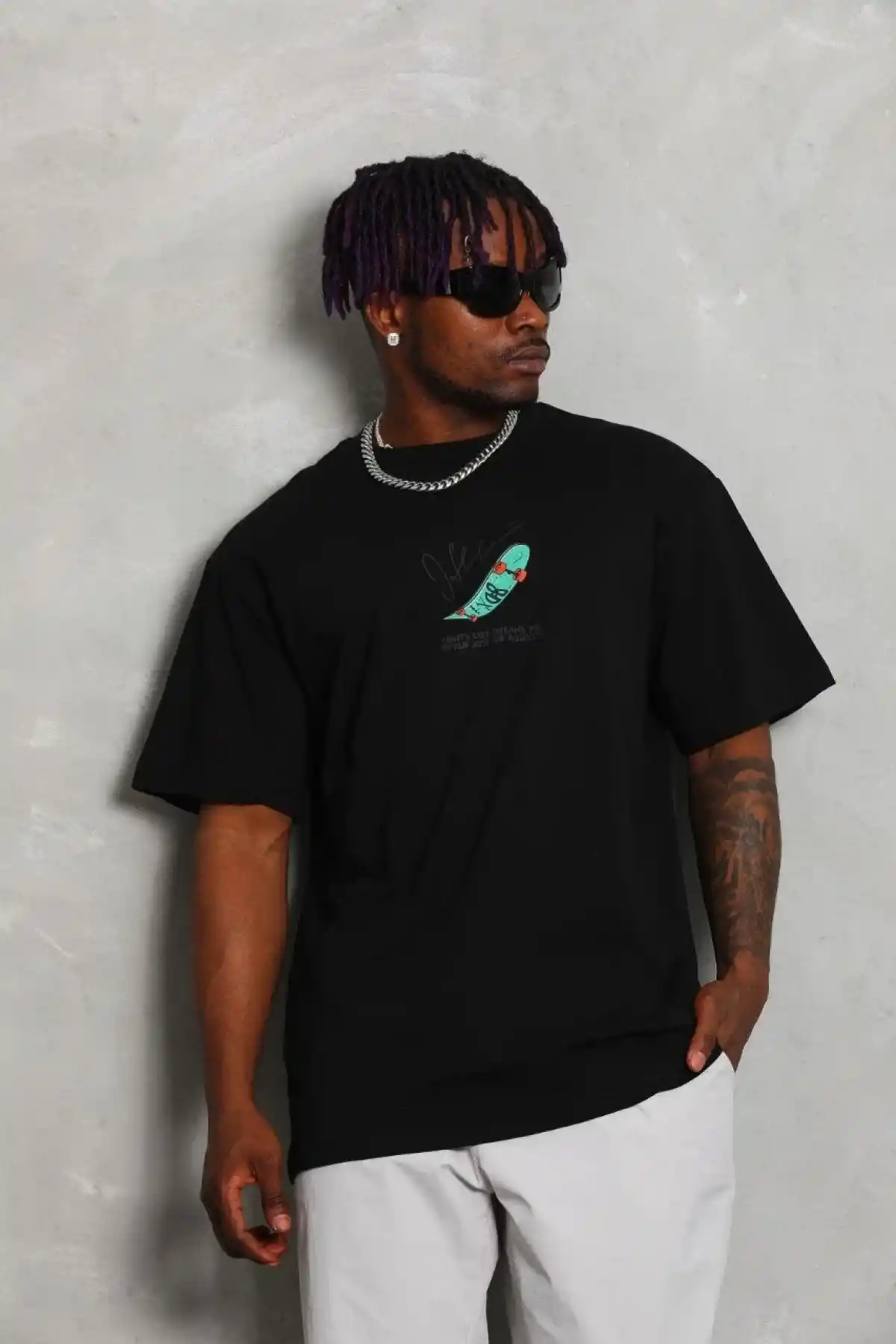 Erkek Baskılı T-Shirt Kısa Kol Bisiklet Yaka Rahat Kalıp Tişört - Siyah