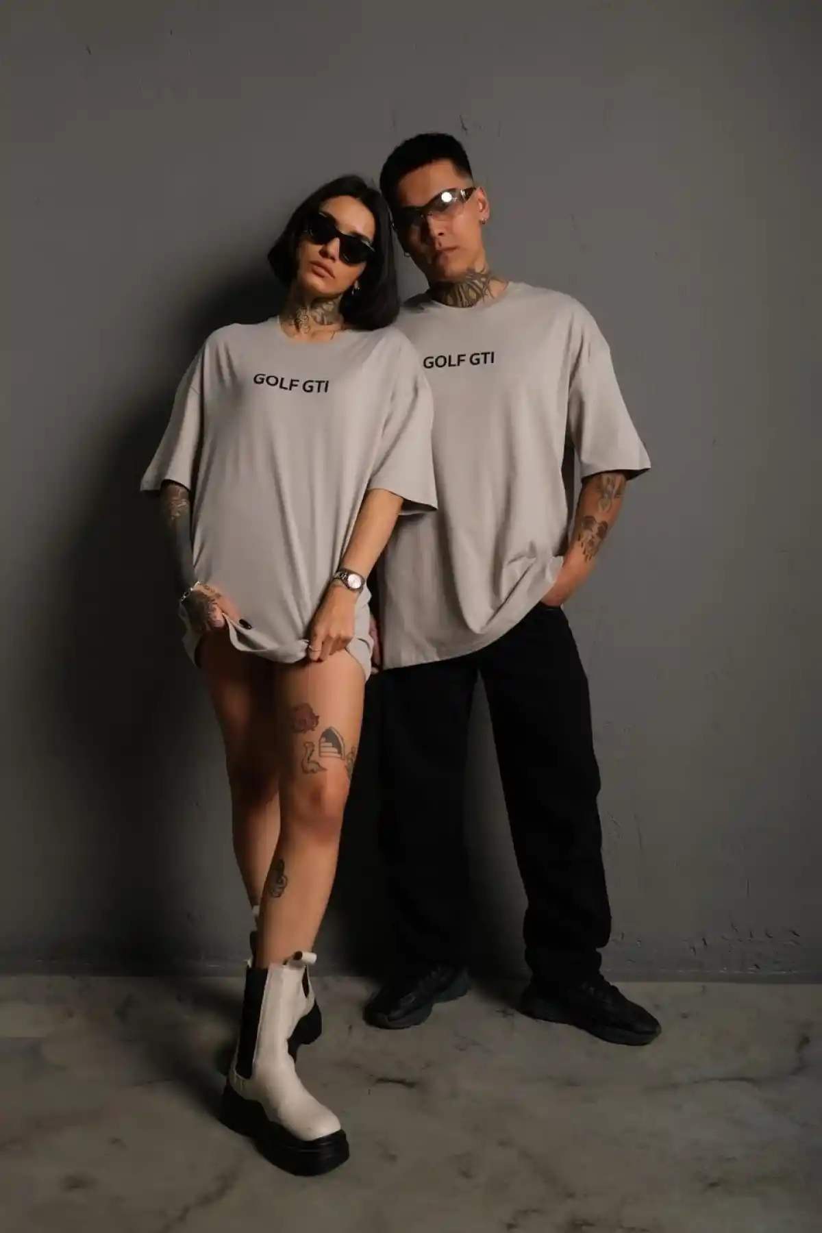 Erkek Oversize Baskılı Tişört Golf GTI Retro Araba Desenli Ön Arka Dijital Baskı - Gri