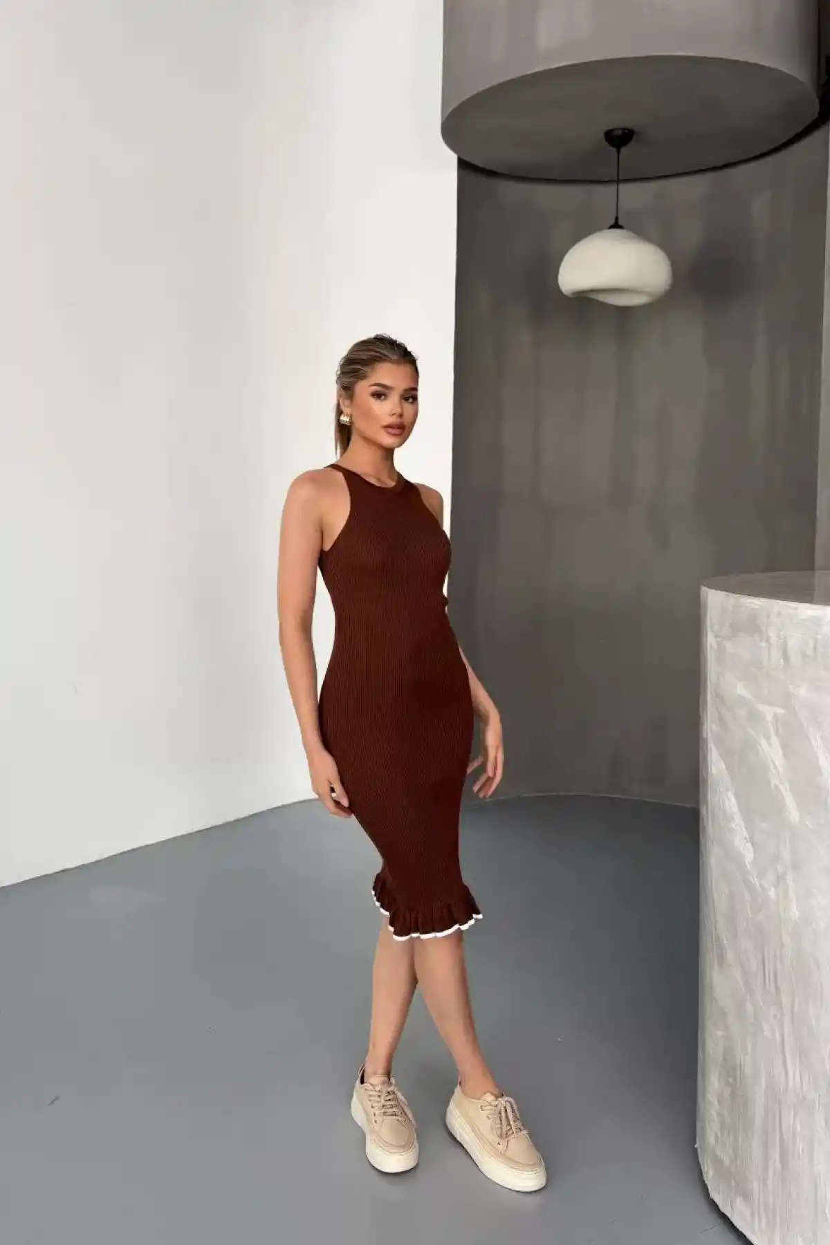 Fırfır Detaylı Triko Elbise- Kahverengi