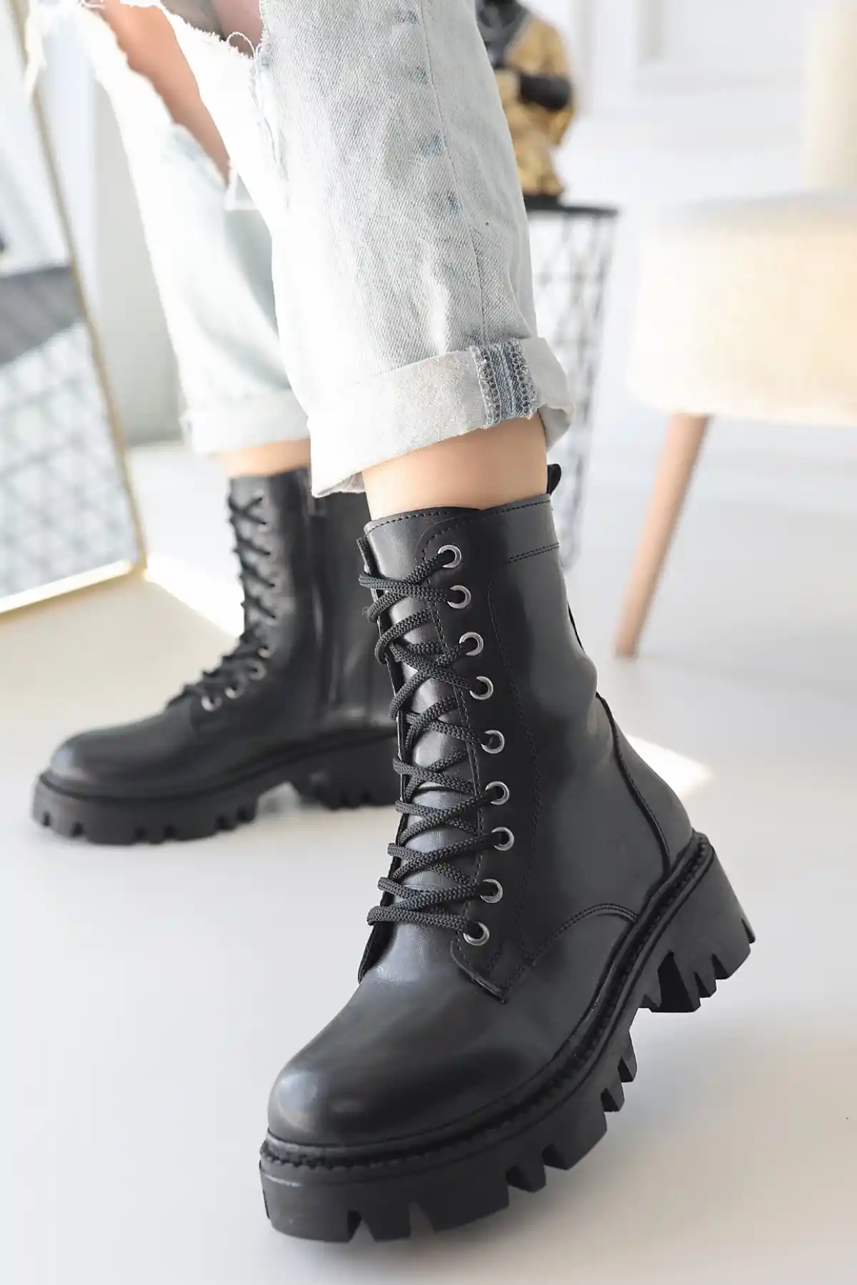 Flona Siyah Cilt Bağcıklı Bot - GC