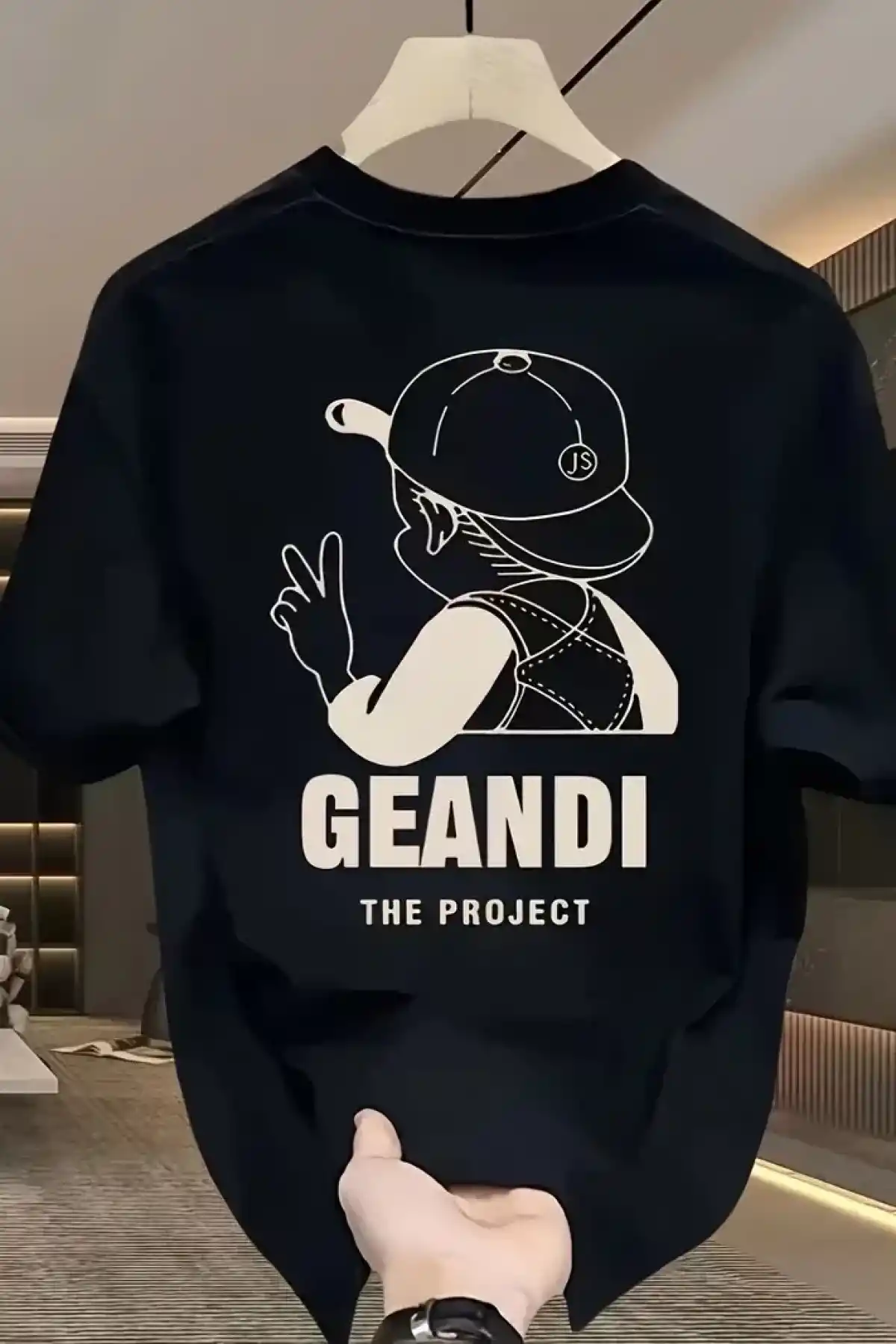 Geniş Kesim Pamuklu Tişört - GANDHI The Project Baskılı, Siyah, Rahat Kesim, Kısa Kollu, Günlük Kıyafet, Her Gün Giyilebilecek Tişört- Siyah