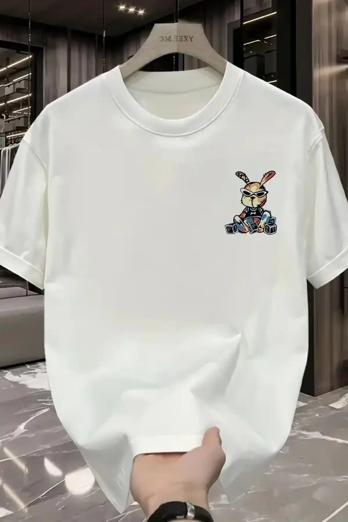 Güneş Gözlüğü Grafikli Karikatür Tavşan Oversize Kısa Kollu Tişört Çift Tişört - Beyaz