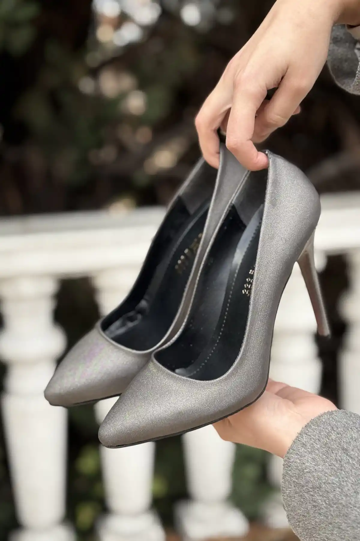 Hillar Platin Saten Stiletto Ayakkabı - GC