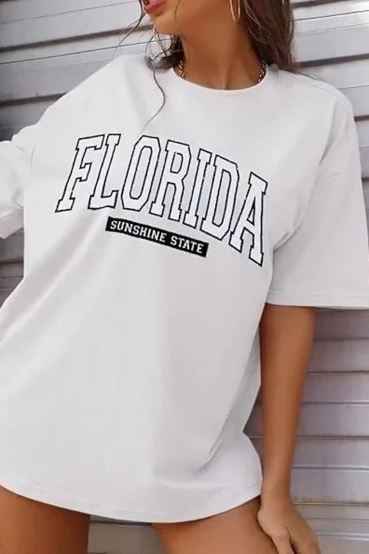 Kadın Bisiklet Yaka Baskılı T-shirt - Beyaz