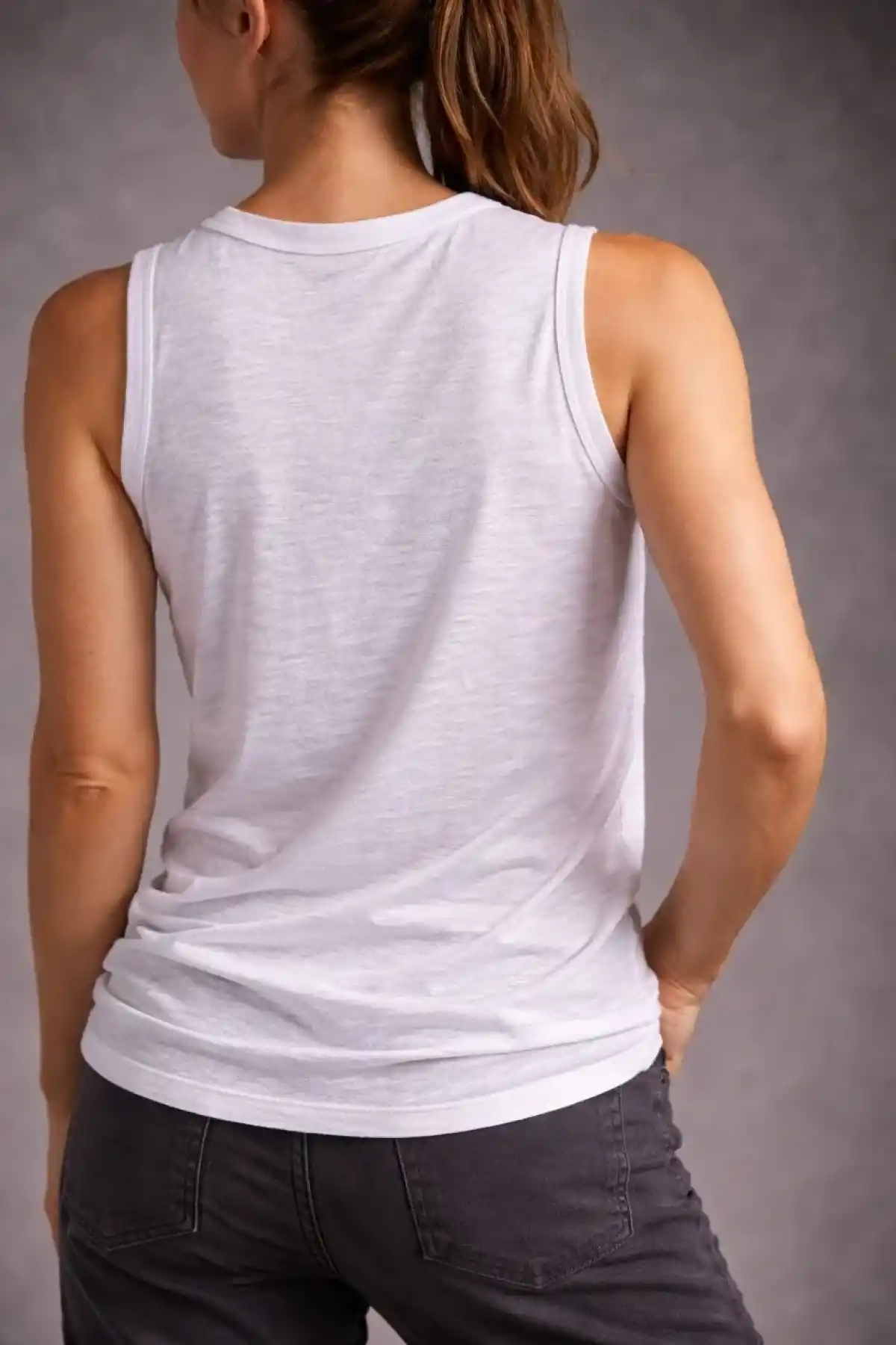Kadın Flamlı Kumaş Sıfır Kolsuz Atlet  Basic Spor Üst, Günlük ve Fitness Kullanımına Uygun - Beyaz