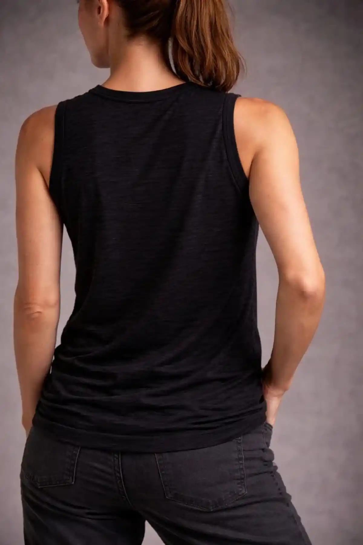 Kadın Flamlı Kumaş Sıfır Kolsuz Atlet Basic Spor Üst, Günlük ve Fitness Kullanımına Uygun - Siyah