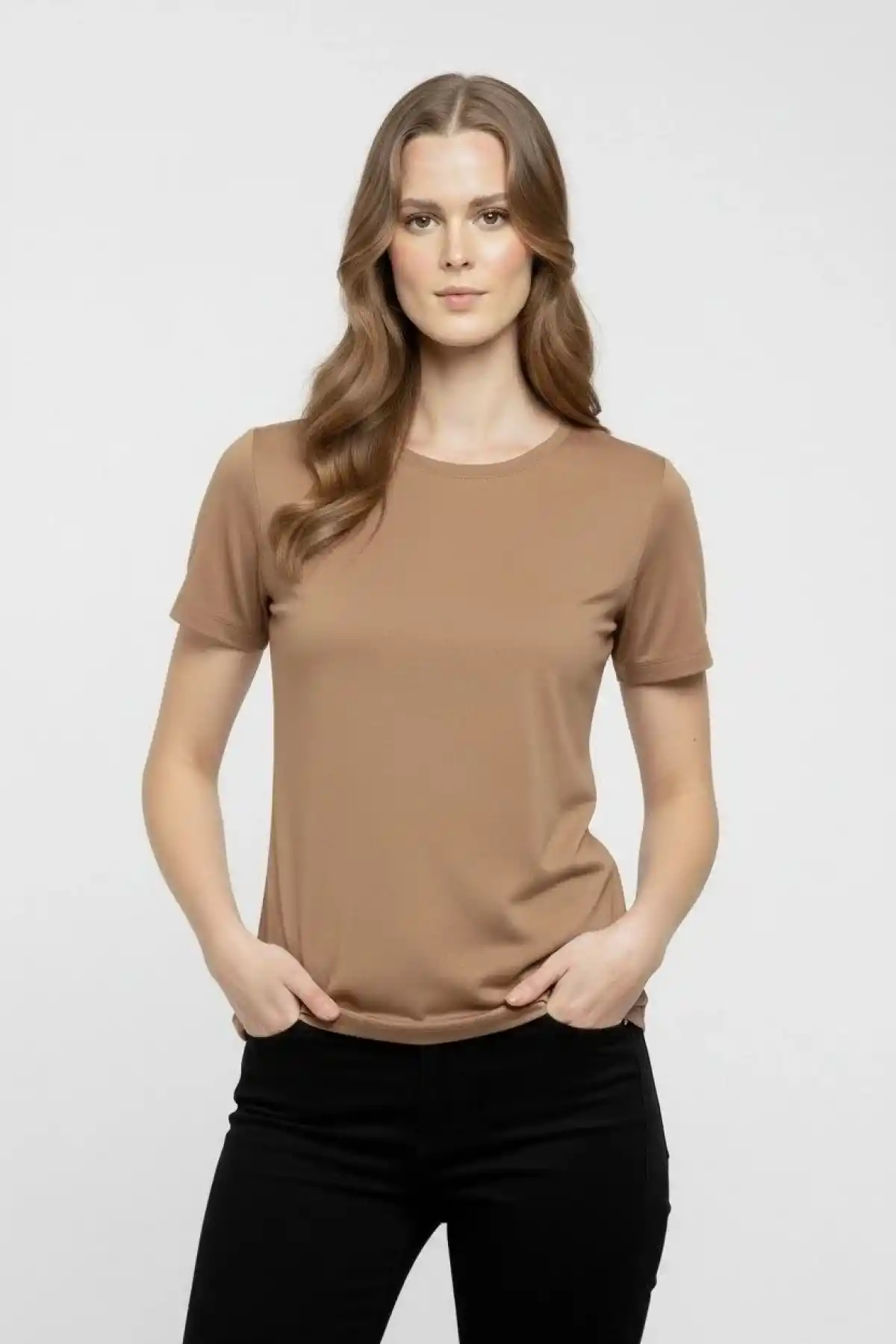 Kadın T-Shirt Bisiklet Yaka Slim Fit Likralı Tişört Günlük Basic Body - Kahverengi