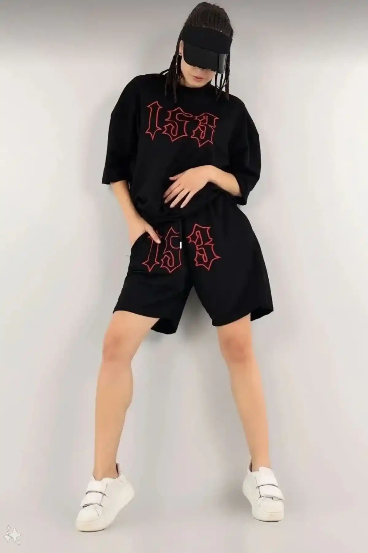 Kadın Nakış İşlemeli Şort Takım - Siyah