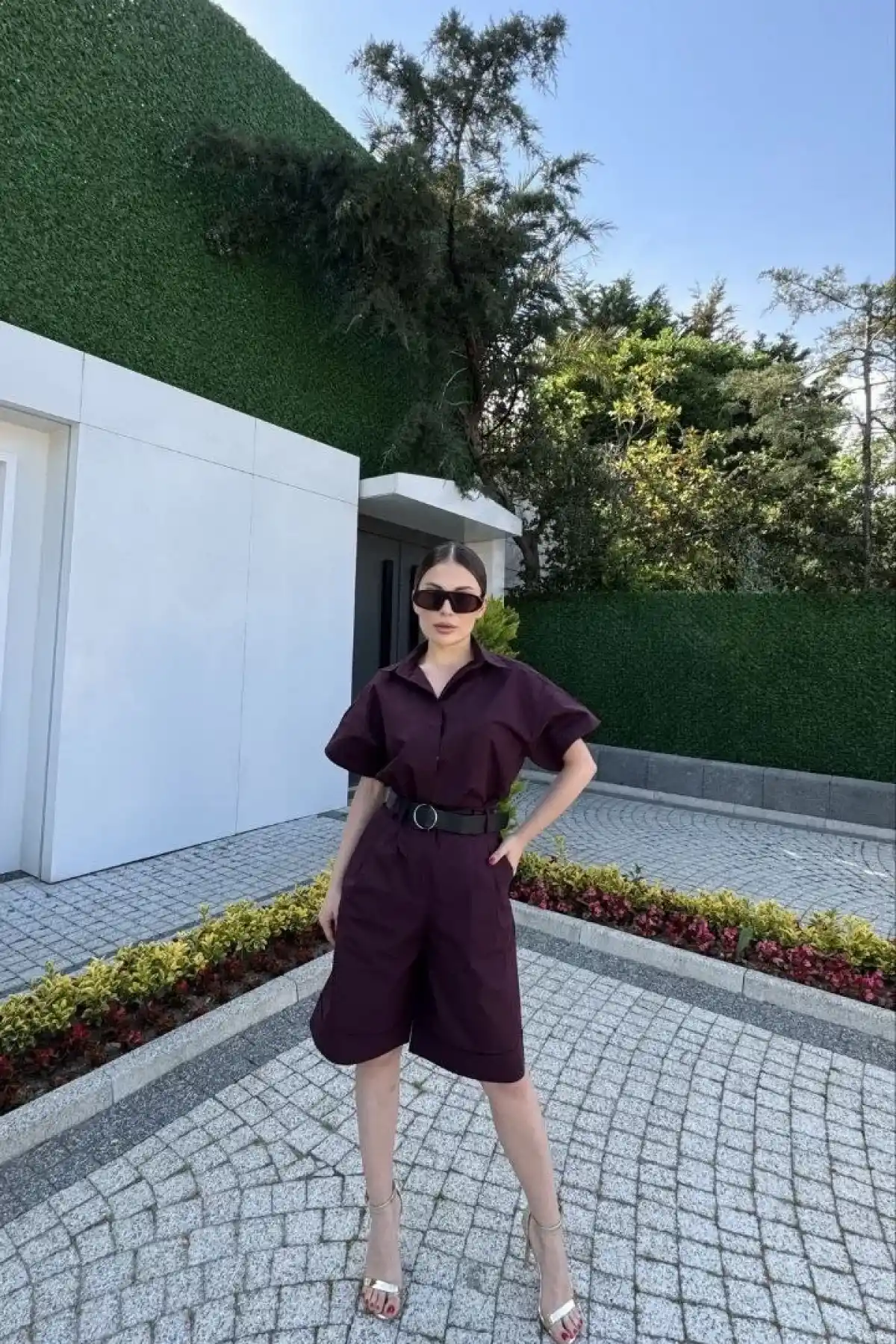 Kadın Yakalı Gömlek Kemerli Şortlu Takım - Bordo