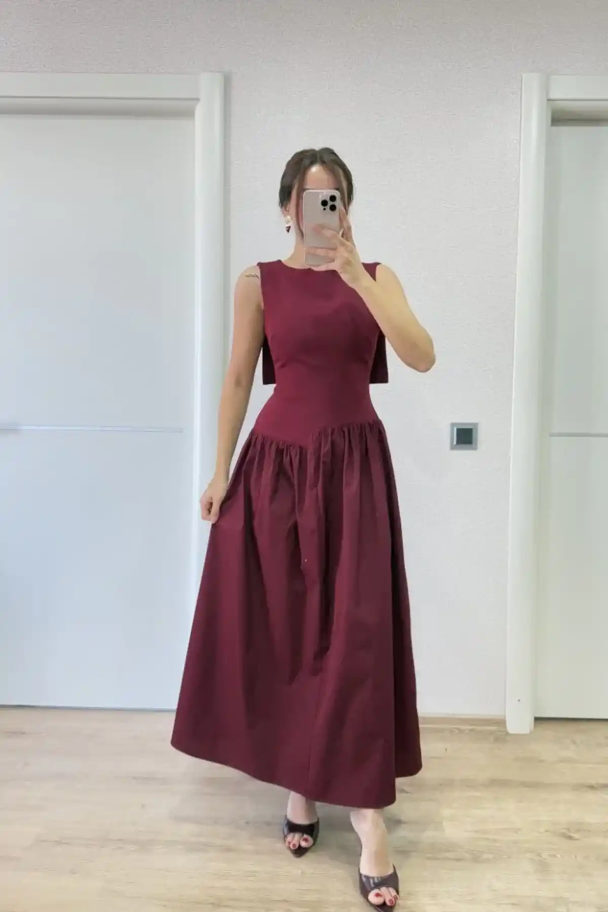 Krep Arkası Kanat Arka Ön Pens Detaylı Uzun Kadın Elbise - Bordo