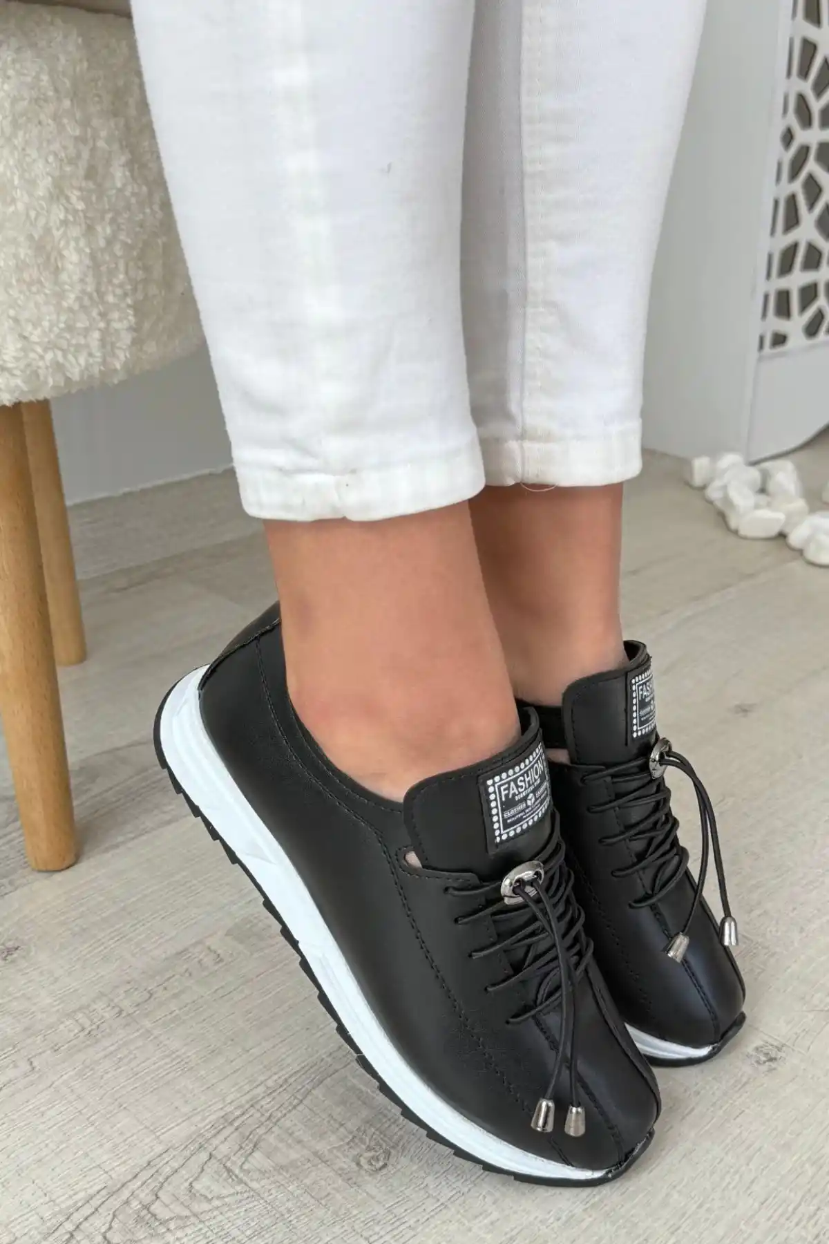 Monya Siyah Cilt Bağcıklı Spor Ayakkabı - GC