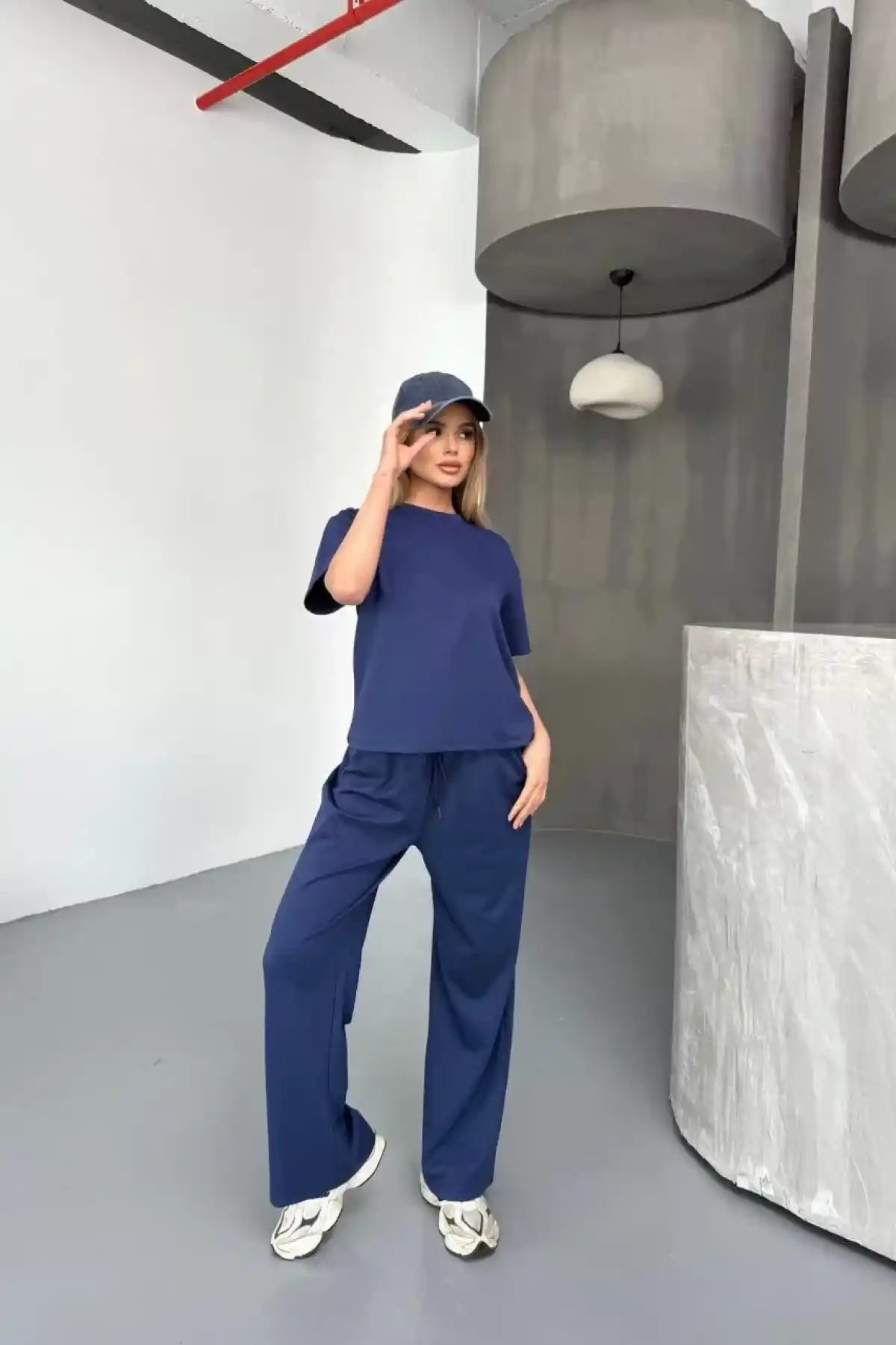 Osy Modal Yumuşak Dokulu Kumaş Kısa Kollu Bluz Rahat Pantalon ikili Takım- Lacivert