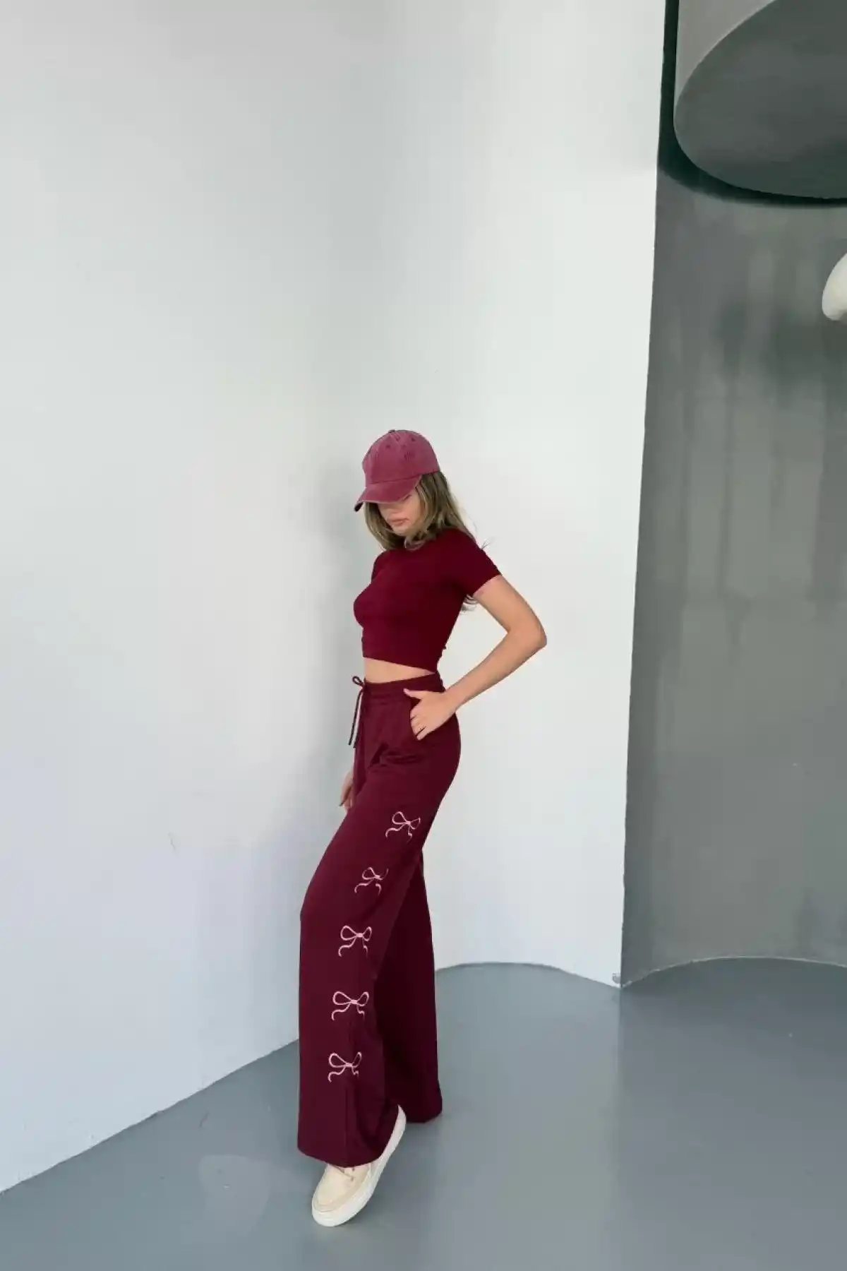 Osy Modal Yumuşak Dokulu Kumaş Nakış işlemeli Rahat Bol Paça Eşofman Pantalon - Bordo