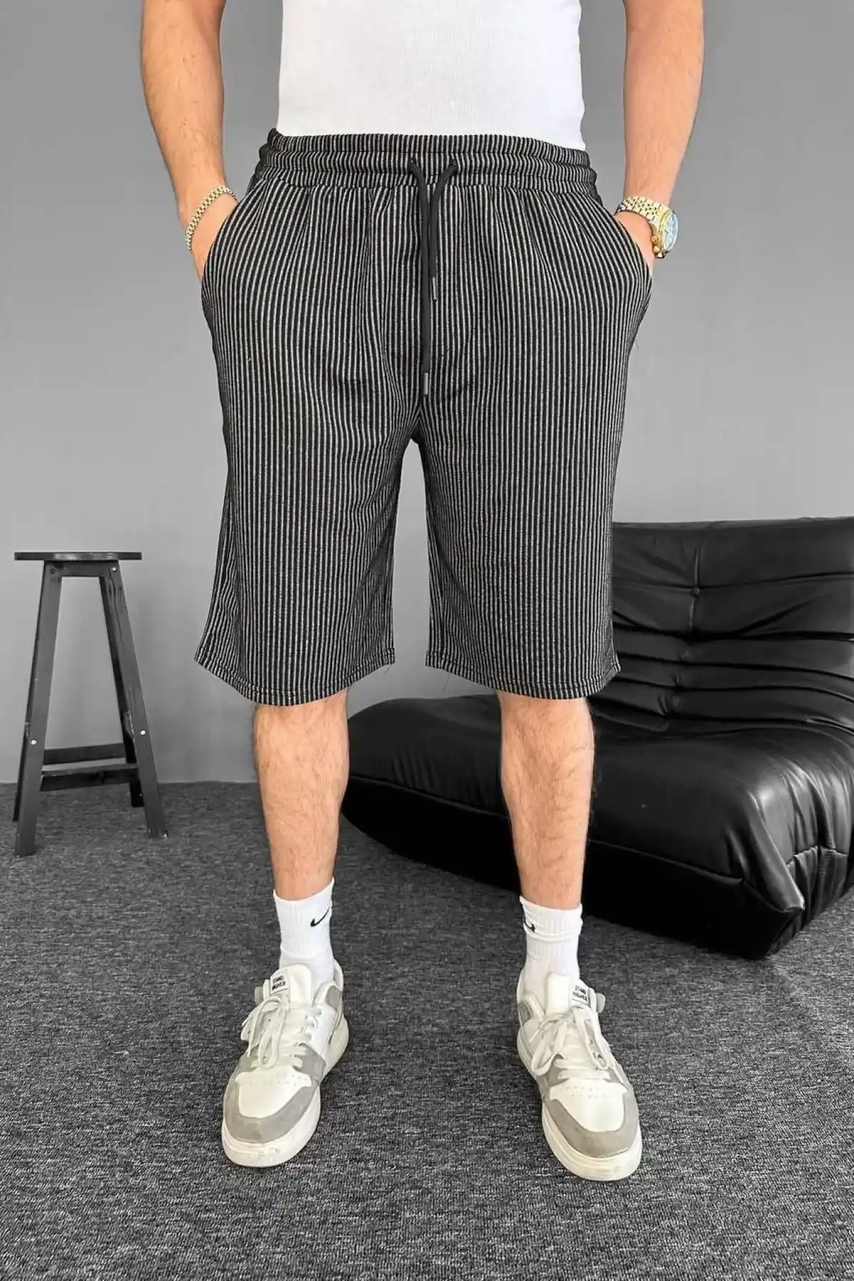 Su Yolu Çizgili Ön Arka Cepli Şort Yazlık Nefes Alabilir - Siyah