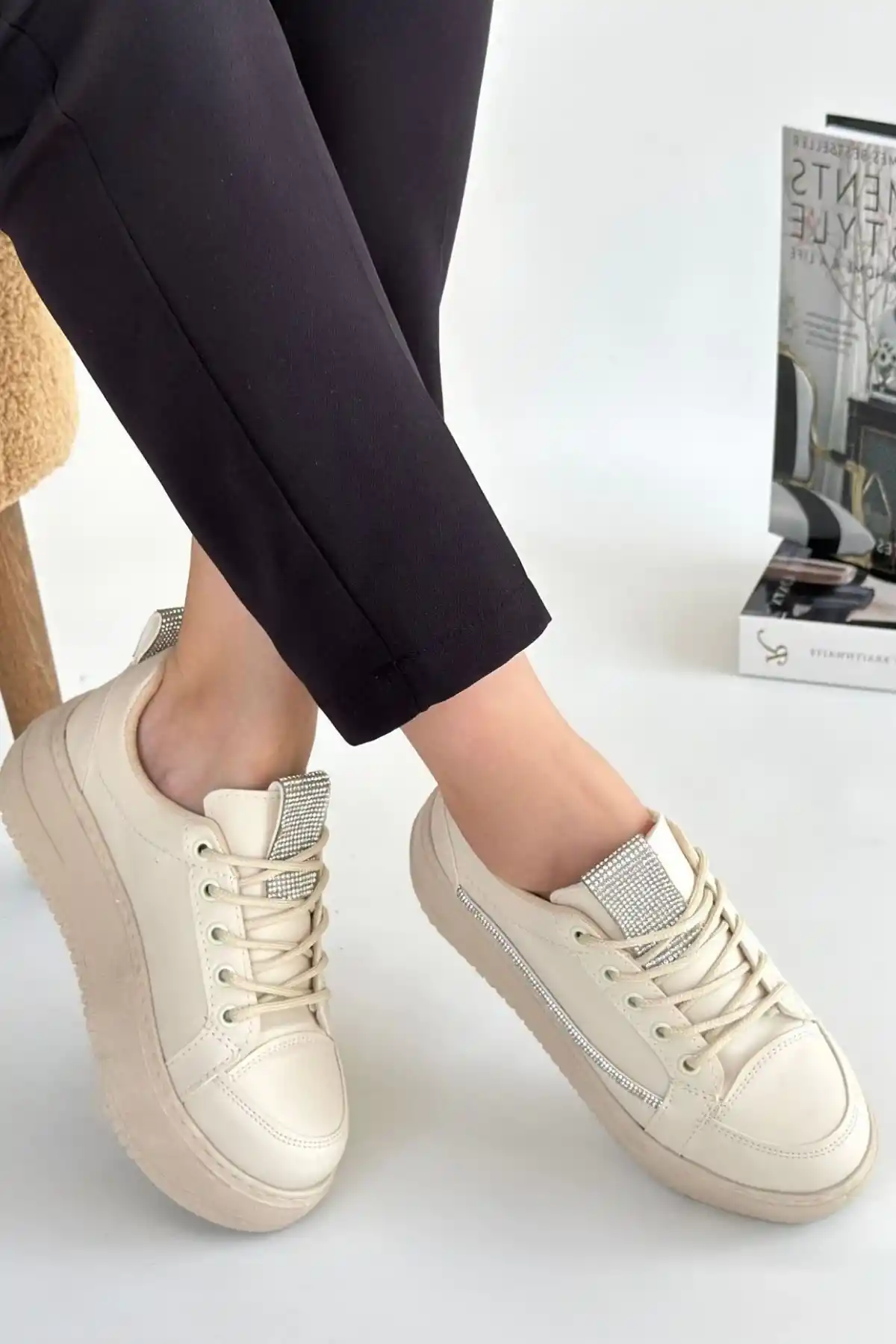 Tiniko Bej Cilt Bağcıklı Spor Ayakkabı - GC