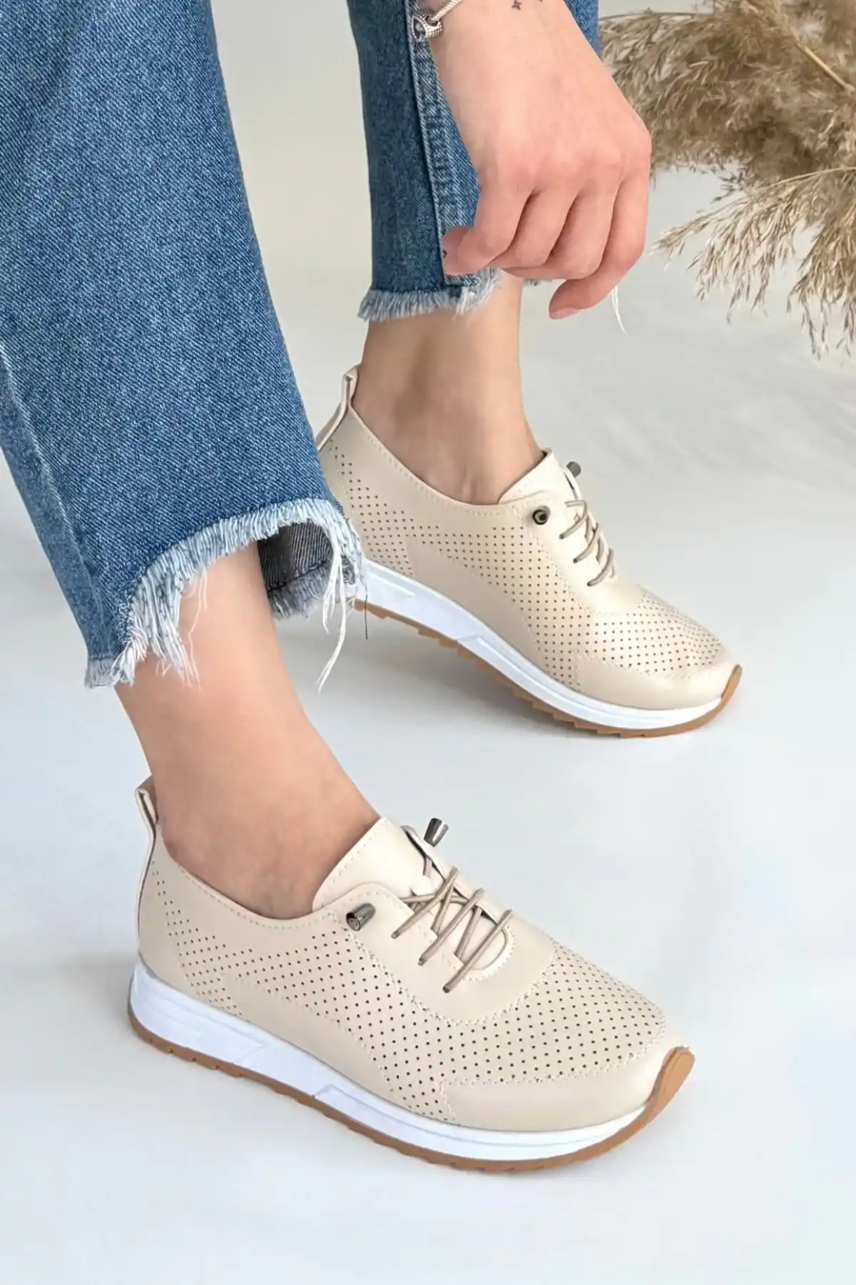 Tone Bej Cilt Bağcıklı Spor Ayakkabı - GC