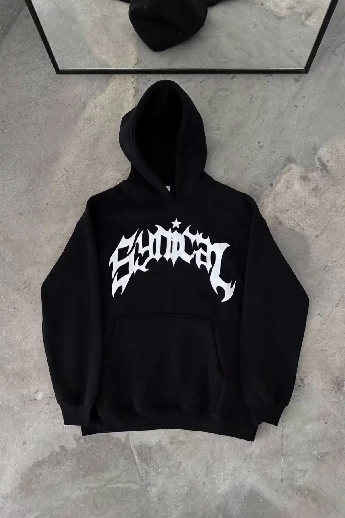 Üç İplik Kapüşonlu Baskılı Oversize SweatShirt- Siyah