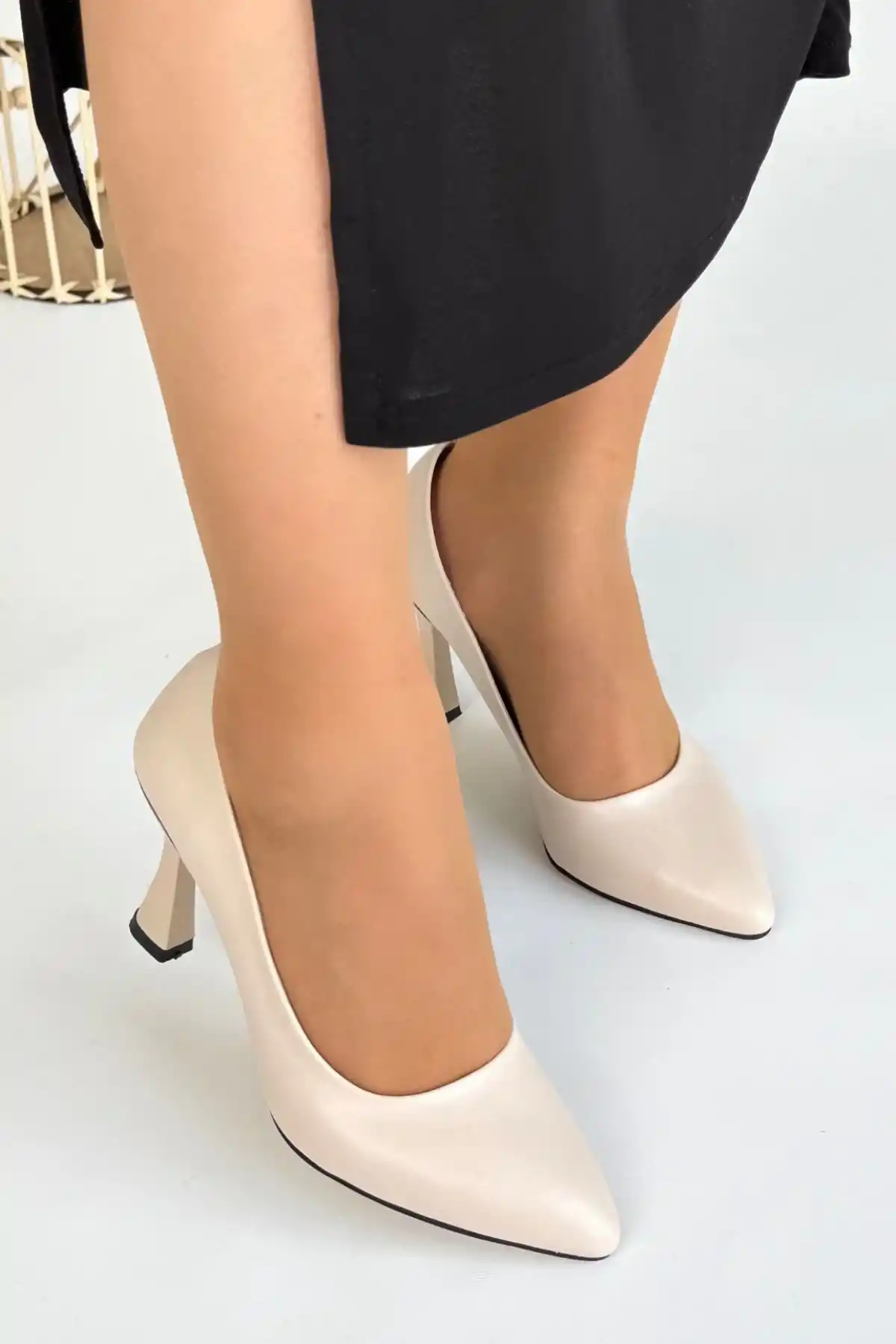 Ulba Bej Cilt Stiletto Ayakkabı - GC