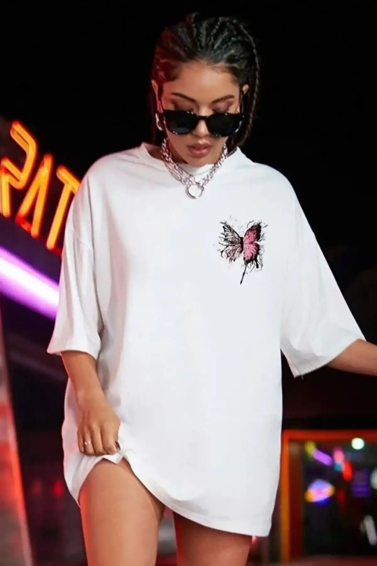 Kadın kelebek Baskılı Oversize T-Shirt - Beyaz
